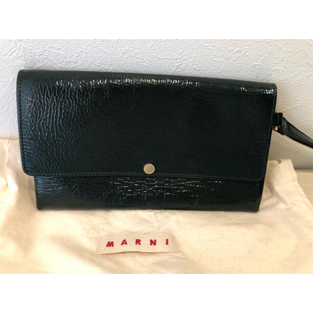 Marni(マルニ)の【美品】MARNI マルニ エナメルクラッチバッグ レディースのバッグ(クラッチバッグ)の商品写真