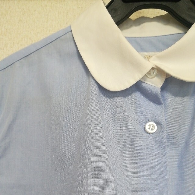 ViS(ヴィス)の【VIS】ブルーホワイト　シャツ　 レディースのトップス(シャツ/ブラウス(長袖/七分))の商品写真