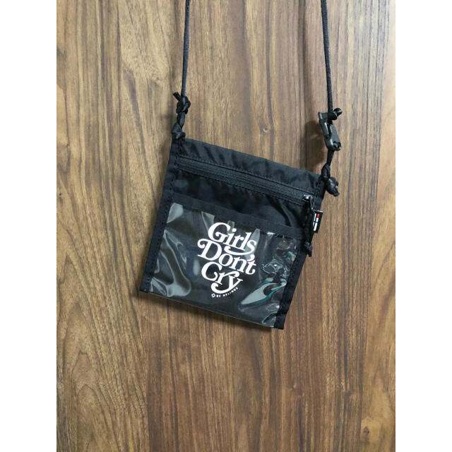 Girls Don't Cry x Helinox Nylon Pouch 赤