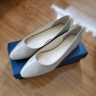 ベージュパンプス　ローヒール26cm(ハイヒール/パンプス)