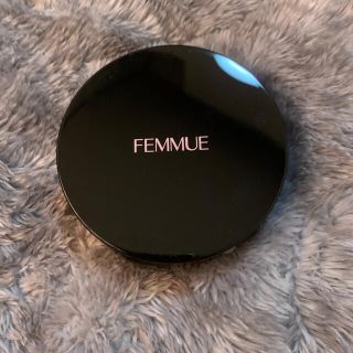 コスメキッチン(Cosme Kitchen)のFEMMUE エバーグロウクッション(ファンデーション)