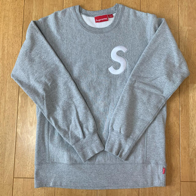 【今週末値下げ】supreme ロゴトレーナー　S