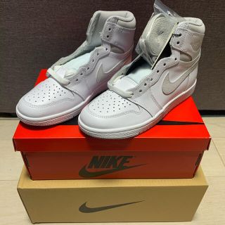 ナイキ(NIKE)のNike エアジョーダン1  Neutral Grey(スニーカー)