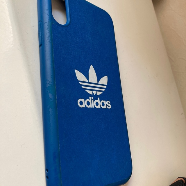 adidas(アディダス)のスマホカバー XR スマホ/家電/カメラのスマホアクセサリー(iPhoneケース)の商品写真