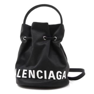 バレンシアガ(Balenciaga)のバレンシアガ バケットバッグ ショルダーバッグ  WHEEL DRAWST XS(ショルダーバッグ)