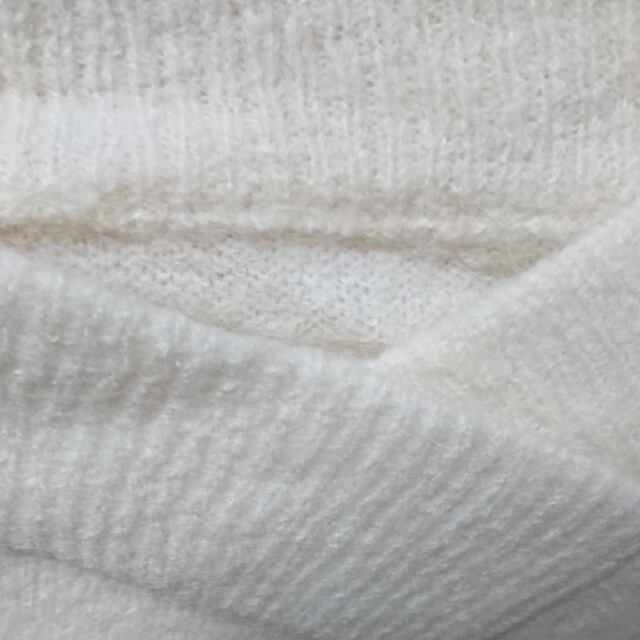 COCO DEAL(ココディール)の白のニット レディースのトップス(ニット/セーター)の商品写真