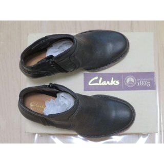 クラークス(Clarks)のClarks　クラークス　ブーツ ☆新品未使用品☆(ブーツ)