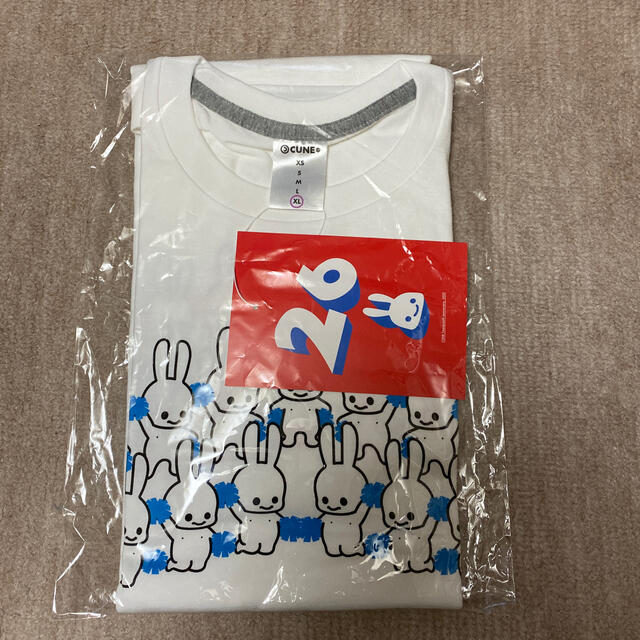 CUNE(キューン)の新品未使用キューンCUNE 26周年Tシャツ　ポンポン　XL メンズのトップス(Tシャツ/カットソー(半袖/袖なし))の商品写真