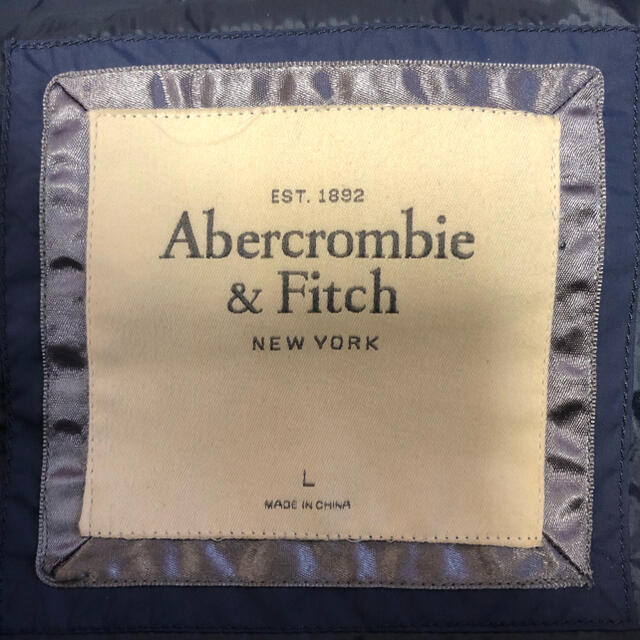 Abercrombie&Fitch(アバクロンビーアンドフィッチ)のアバクロ　ダウンベスト　レディースL メンズのジャケット/アウター(ダウンベスト)の商品写真