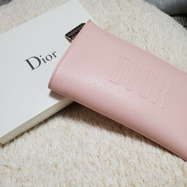 Dior(ディオール)のDior　ポーチ　さくらピンク　ノベルティ レディースのファッション小物(ポーチ)の商品写真