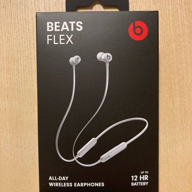 Beats by Dr Dre - Beats FLEX スモークグレーの通販 by Chunk|ビーツ