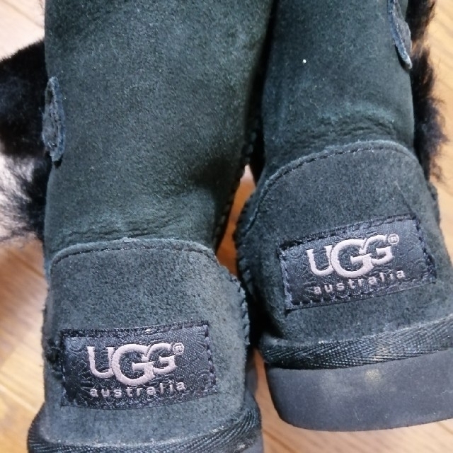 UGG(アグ)のスヌーピー様   UGG アグ ブーツ キッズ♪♪ キッズ/ベビー/マタニティのベビー靴/シューズ(~14cm)(ブーツ)の商品写真