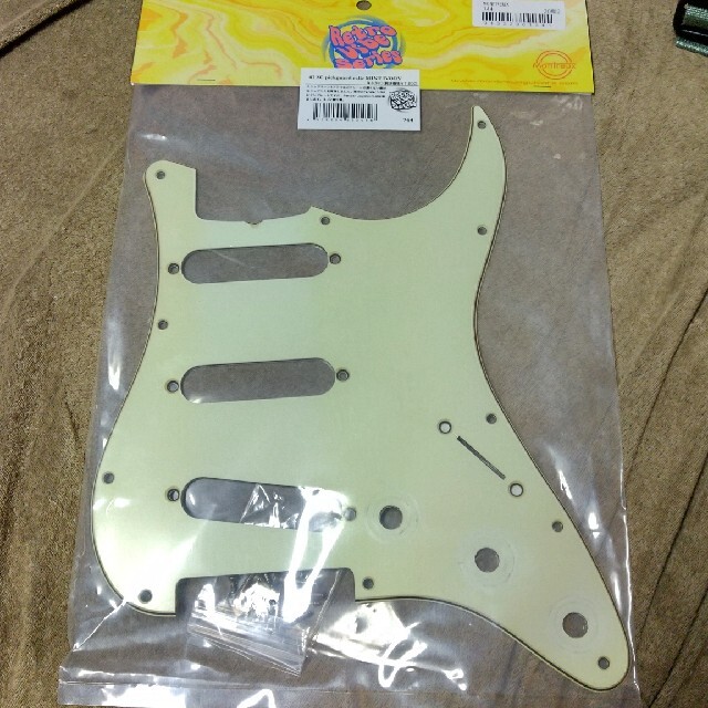 【新品】MONTREUX  62 SC Pickguard Relic Mint