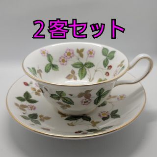 ウェッジウッド(WEDGWOOD)のウエッジウッド ワイルドストロベリー マグカップ・ソーサー ペアセット 2客(グラス/カップ)