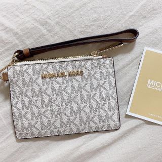 マイケルコース(Michael Kors)のマイケルコース　パスケース(名刺入れ/定期入れ)