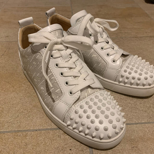 安い Christian Louboutin - ルブタン 白スニーカー スニーカー