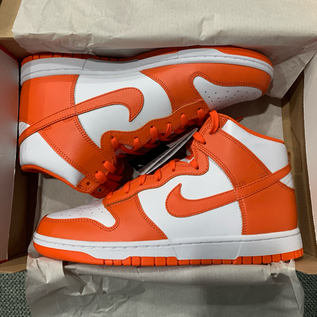 NIKE(ナイキ)の28.5cm NIKE DUNK HIGH ORANGE BLAZE オレンジ メンズの靴/シューズ(スニーカー)の商品写真