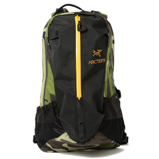 ARC'TERYX(アークテリクス)の【新品】 ARC'TERYX × BEAMS 別注 ARRO 22 リュック  メンズのバッグ(バッグパック/リュック)の商品写真