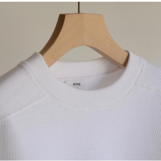 HYKE(ハイク)のHYKE/ビッグサーマルTシャツ　白 サイズ2 レディースのトップス(カットソー(長袖/七分))の商品写真