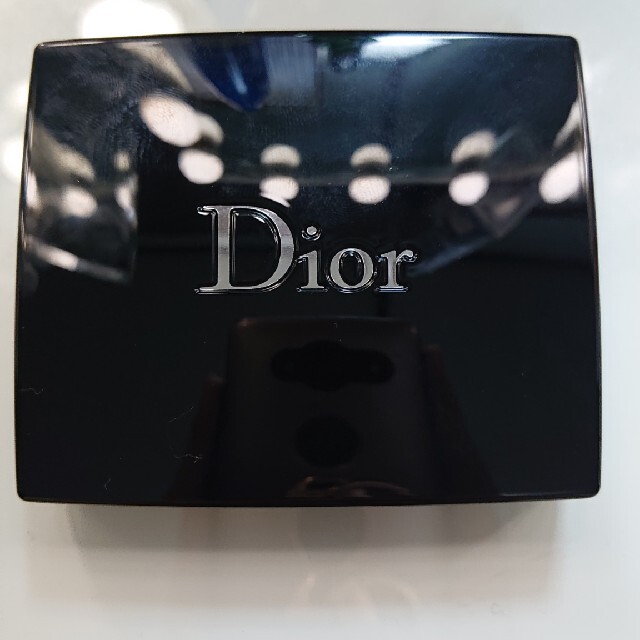 Dior(ディオール)のAki様専用！ディオールサンククルール 597 ヒートアップ コスメ/美容のベースメイク/化粧品(アイシャドウ)の商品写真