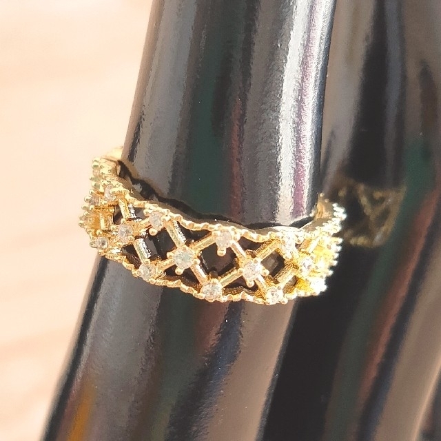 男女兼用 指輪 ゴールドリング フリーサイズ メッシュA レディースのアクセサリー(リング(指輪))の商品写真