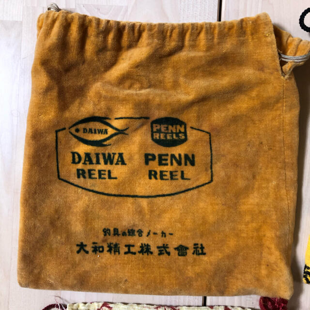 DAIWA(ダイワ)のリール　ビンテージ巾着袋　used スポーツ/アウトドアのフィッシング(その他)の商品写真