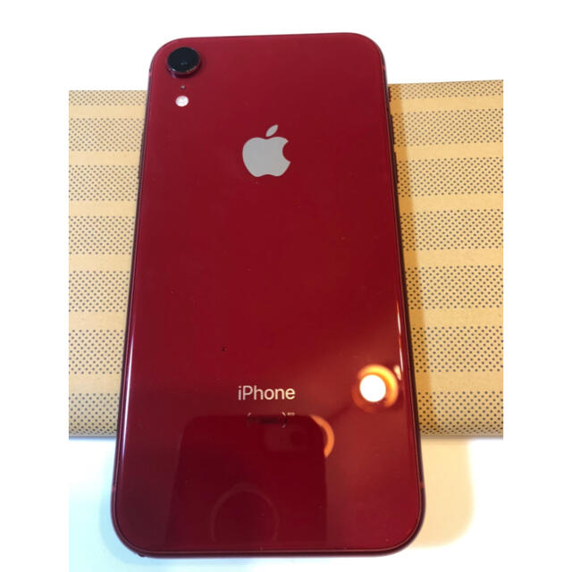 iPhone(アイフォーン)のiPhone XR 64GB RED SIMフリー（初期化済）アハモや楽天モバに スマホ/家電/カメラのスマートフォン/携帯電話(スマートフォン本体)の商品写真