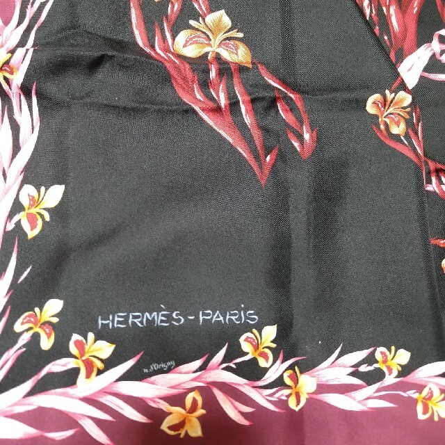 Hermes - レア色HERMES エルメス スカーフ カレ90「花咲く馬」の通販 by Margaret ｜エルメスならラクマ