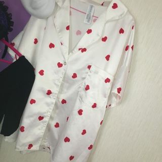 フォーエバートゥエンティーワン(FOREVER 21)のshirt(シャツ/ブラウス(半袖/袖なし))