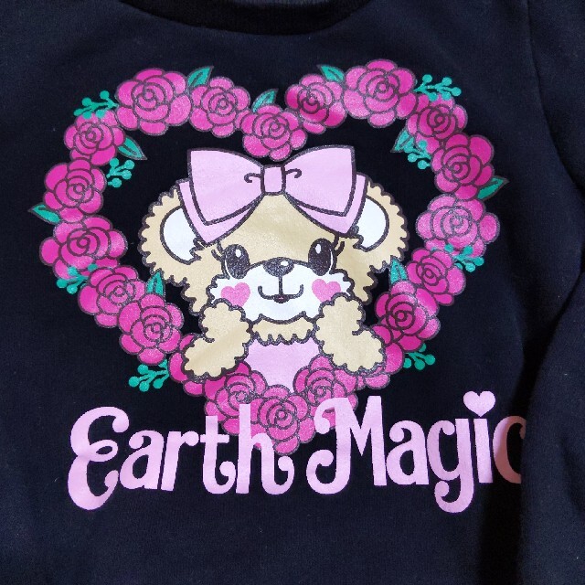 EARTHMAGIC(アースマジック)の限定ローズ🌹トレーナー キッズ/ベビー/マタニティのキッズ服女の子用(90cm~)(Tシャツ/カットソー)の商品写真