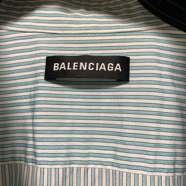 バレンシアガ　バックロゴストライプシャツ