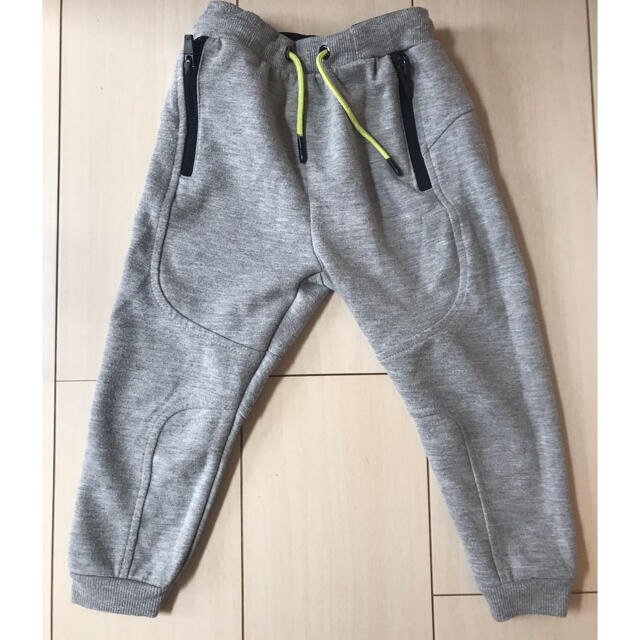 ZARA(ザラ)のZARA ジョガーパンツ キッズ/ベビー/マタニティのキッズ服男の子用(90cm~)(パンツ/スパッツ)の商品写真