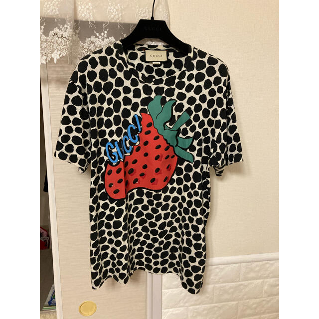 Gucci(グッチ)のGUCCI ストロベリー　カットソー　Tシャツ　ジャケット　デニム メンズのトップス(Tシャツ/カットソー(半袖/袖なし))の商品写真