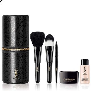 イヴサンローランボーテ(Yves Saint Laurent Beaute)の【新品未使用品】スプリング ファンデーション コフレ(チーク/フェイスブラシ)