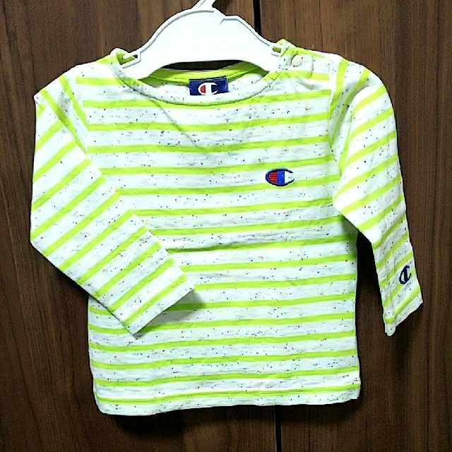 Champion(チャンピオン)のChampion ボーダーロンT 長袖Tシャツ／80㌢ キッズ/ベビー/マタニティのベビー服(~85cm)(Ｔシャツ)の商品写真