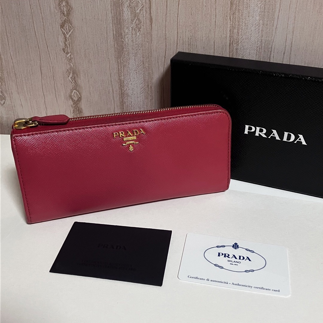 PRADA(プラダ)のPRADA 長財布 ピンク 箱付き メンズのファッション小物(長財布)の商品写真