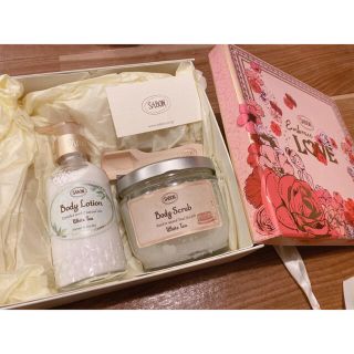 サボン(SABON)のなつみ様専用　SABON WhiteTea ボディスクラブ　ボディローション(ボディスクラブ)