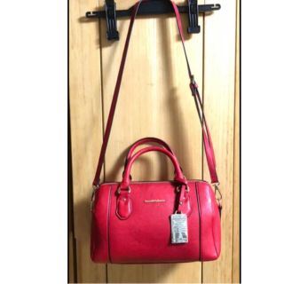 シュプリーム ショルダーバッグ(レディース)(レッド/赤色系)の通販