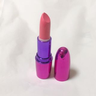 レブロン(REVLON)のリップ　口紅　MAKEUP REVOLUTION(口紅)