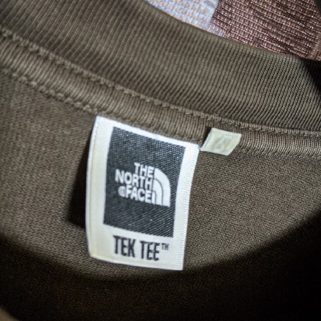 ノースフェイス バックプリント長袖Tシャツ