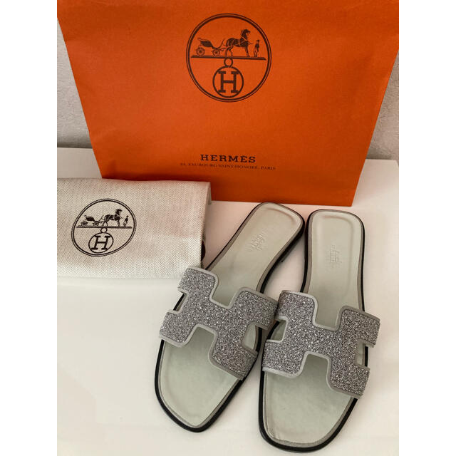 Hermes(エルメス)の【SOLD OUT】新品未着用✨HERMESエルメス　オラン　クリスタルパウダー レディースの靴/シューズ(サンダル)の商品写真