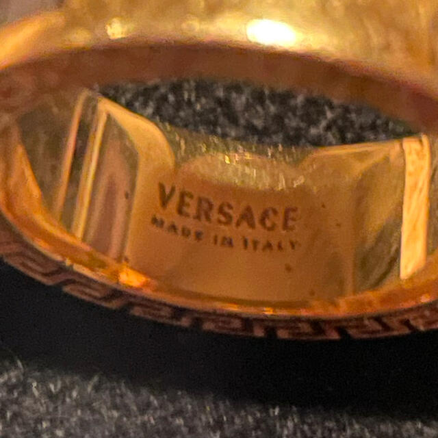 VERSACE(ヴェルサーチ)のVERSACE ヴェルサーチ指輪 メンズのアクセサリー(リング(指輪))の商品写真