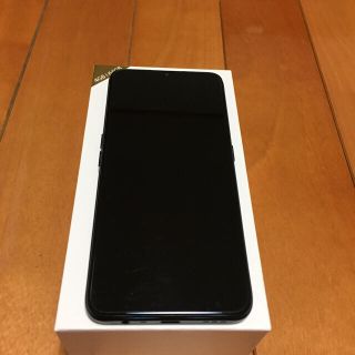 オッポ(OPPO)のOPPO A5 2020(スマートフォン本体)