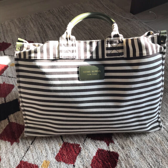 Henri Bendel(ヘンリベンデル)のヘンリベンデル　トートバッグ レディースのバッグ(トートバッグ)の商品写真