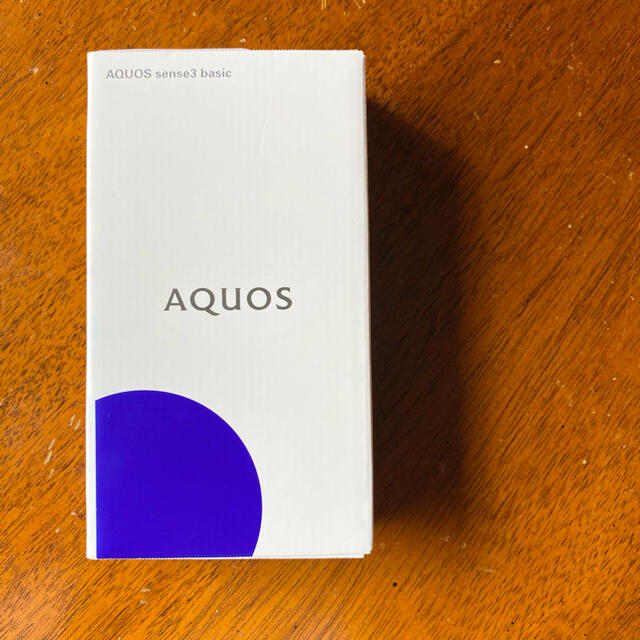 AQUOS(アクオス)のAQUOS sense3 basic SHV48 ブラック スマホ/家電/カメラのスマートフォン/携帯電話(スマートフォン本体)の商品写真