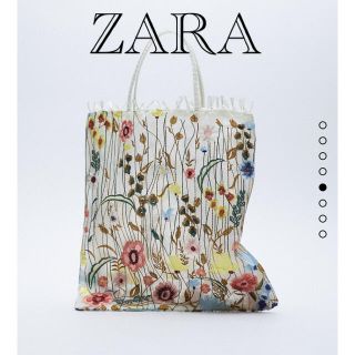 ザラ(ZARA)のZARA フラワーエンブロイダリーチュールトートバッグ 刺繍 (トートバッグ)