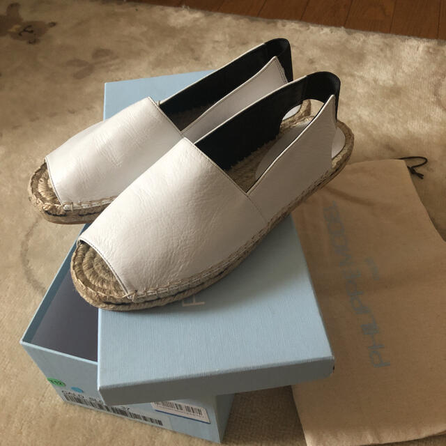 PHILIPPE MODEL(フィリップモデル)の新品フラットサンダル 37❣️ レディースの靴/シューズ(サンダル)の商品写真