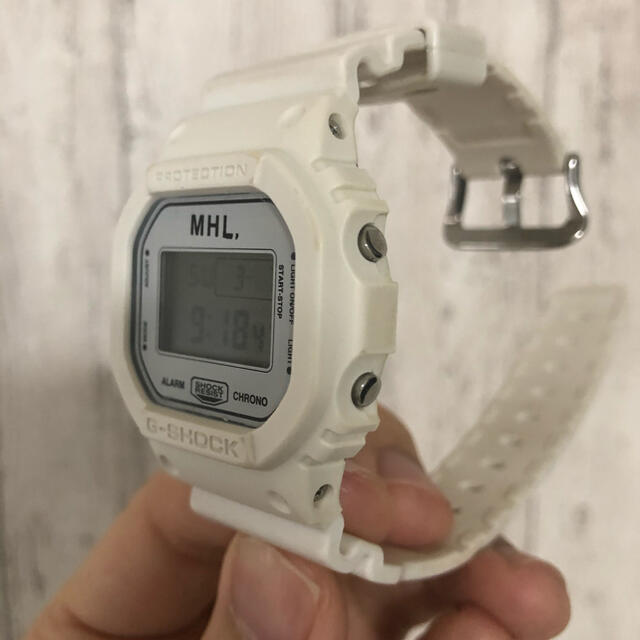 MARGARET HOWELL - 【最終値下げ】MHL×G-SHOCK ホワイトの通販 MARGARET HOWELL - 【最終値下げ】MHL×G-SHOCK ホワイトの通販