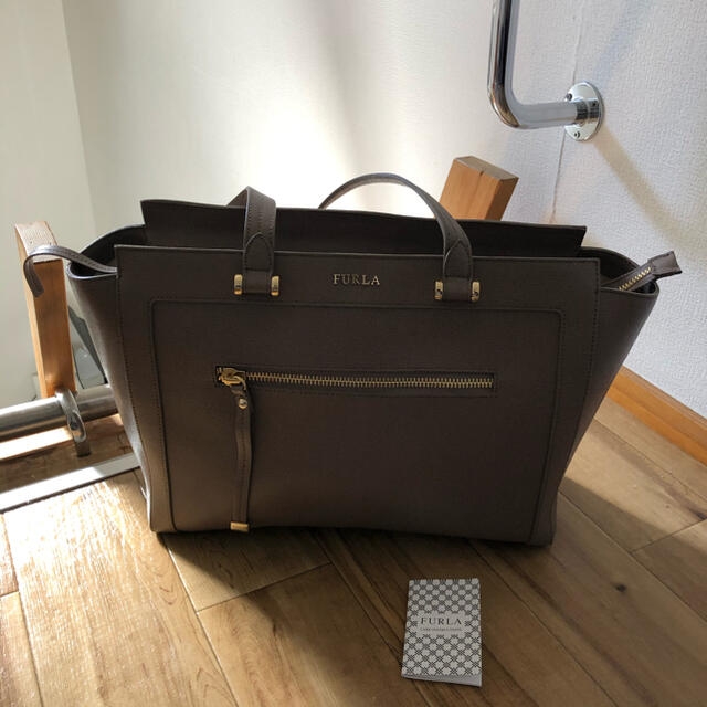 FURLA フルラ　トートバッグバッグ