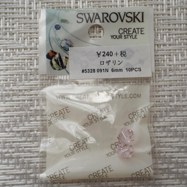 SWAROVSKI(スワロフスキー)の12粒 ロザリン 6mm スワロフスキービーズ♯5301 #5328  ハンドメイドの素材/材料(各種パーツ)の商品写真